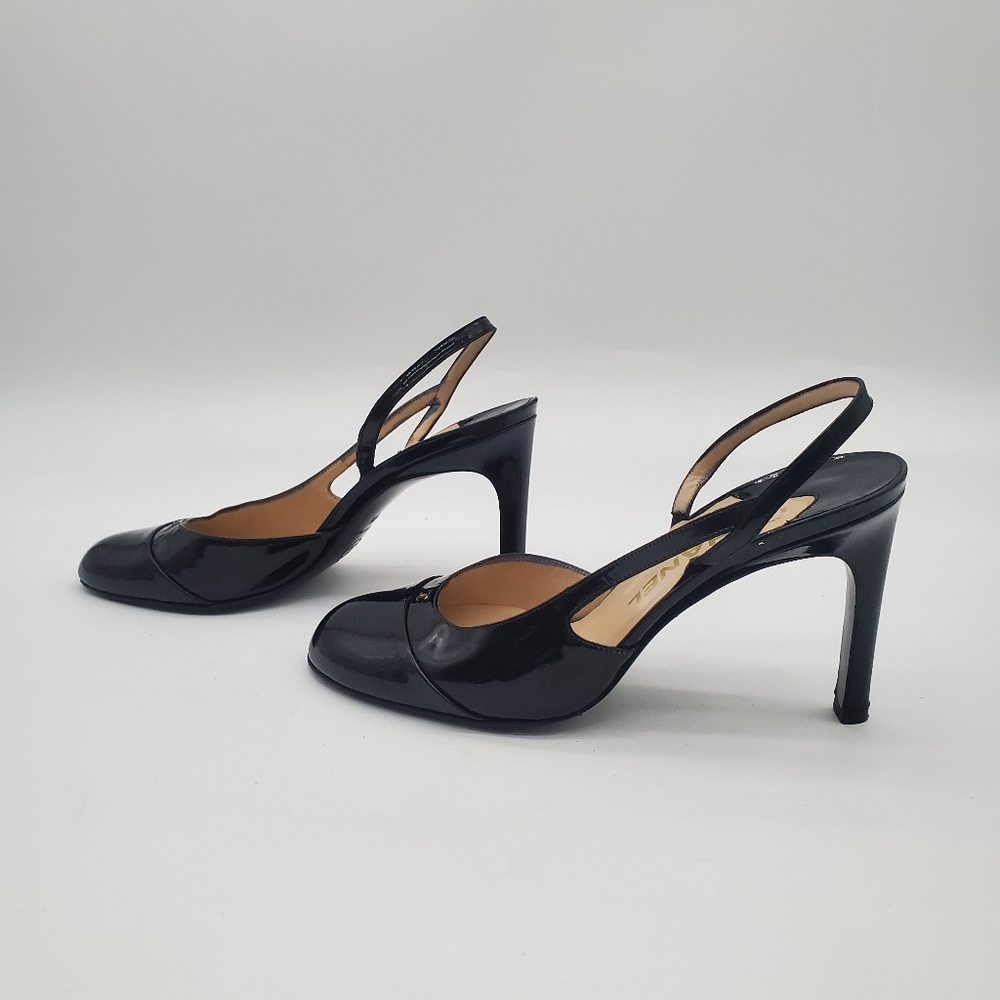CHANEL CC logo Black Patent Leather  Heels 36.5